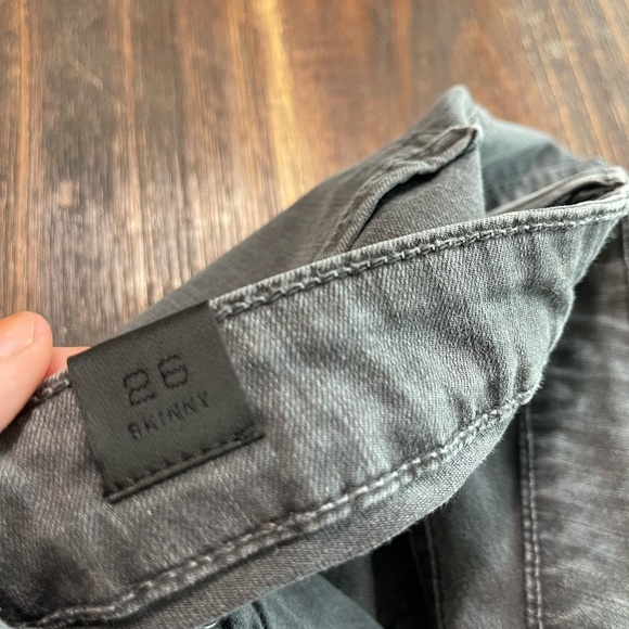 Vince Skinny Gray lightweight jeans 26 SOLD - Picture 11 of 14
